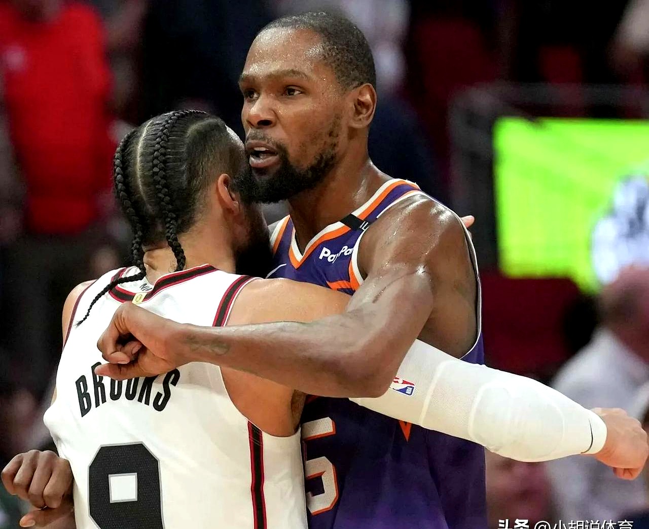 三亿体育-关于NBA-曝火箭用格林+10号签报价杜兰特太阳想要更多的信息