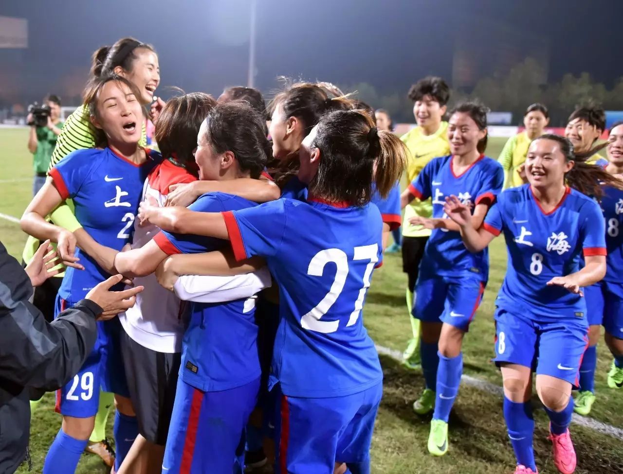 南京女足队战术变化大获成功，轻松奠定领先